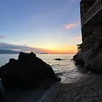 호텔 Inn Hotel Kanine