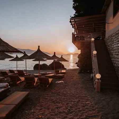 Inn Hotel Kanine