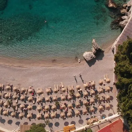 Hotell Inn Hotel 4*