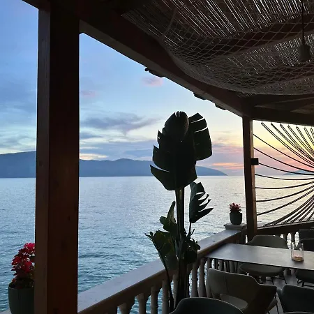 Inn Hotel Hotell Kanine