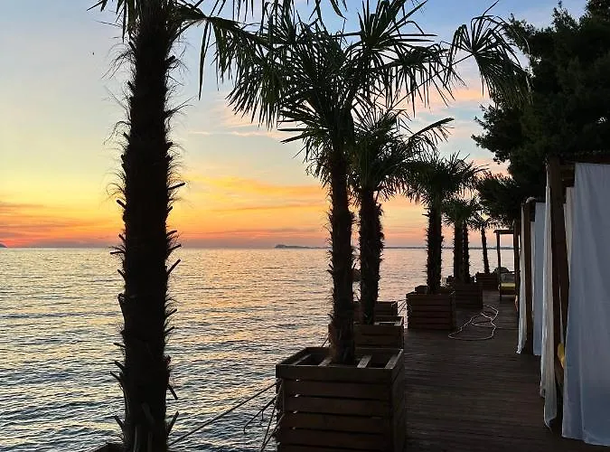 酒店 Inn Hotel Kanine